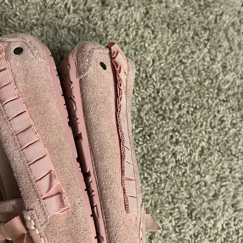 Ugg Australia Girls slippers sz 4 s/n 1013300K pink